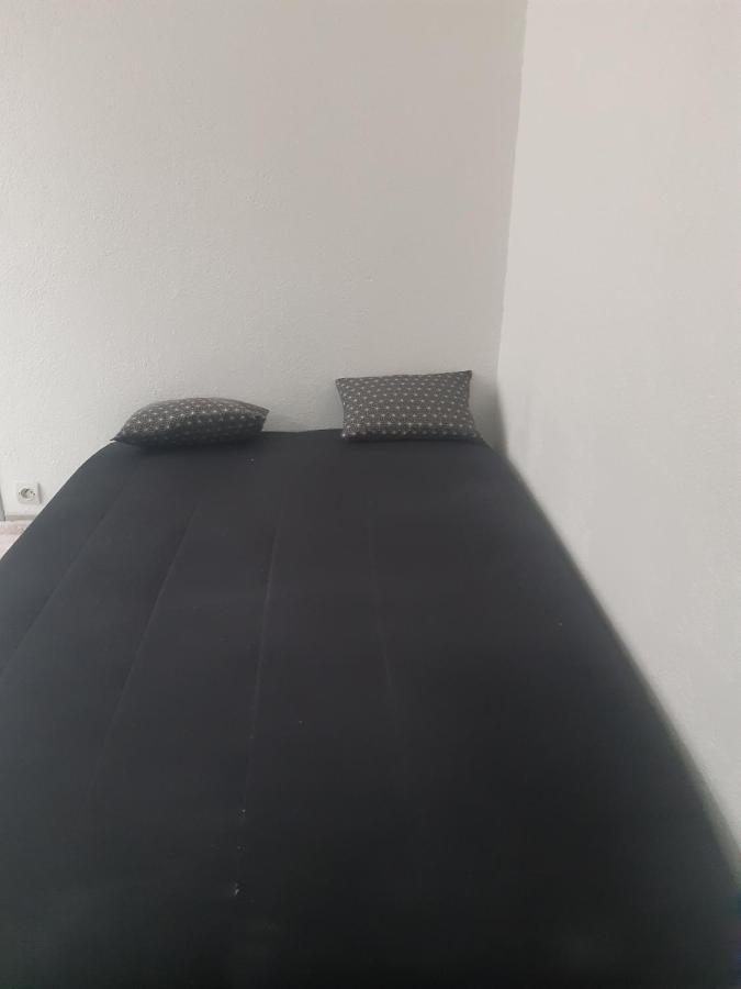 T2 4P Ste Savine Proche Centre Troyes Apartment Sainte-Savine ภายนอก รูปภาพ